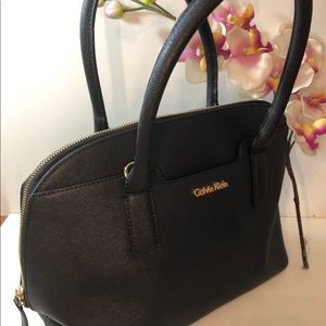 CALVIN KLEIN🌹NEW LISTING 🌹